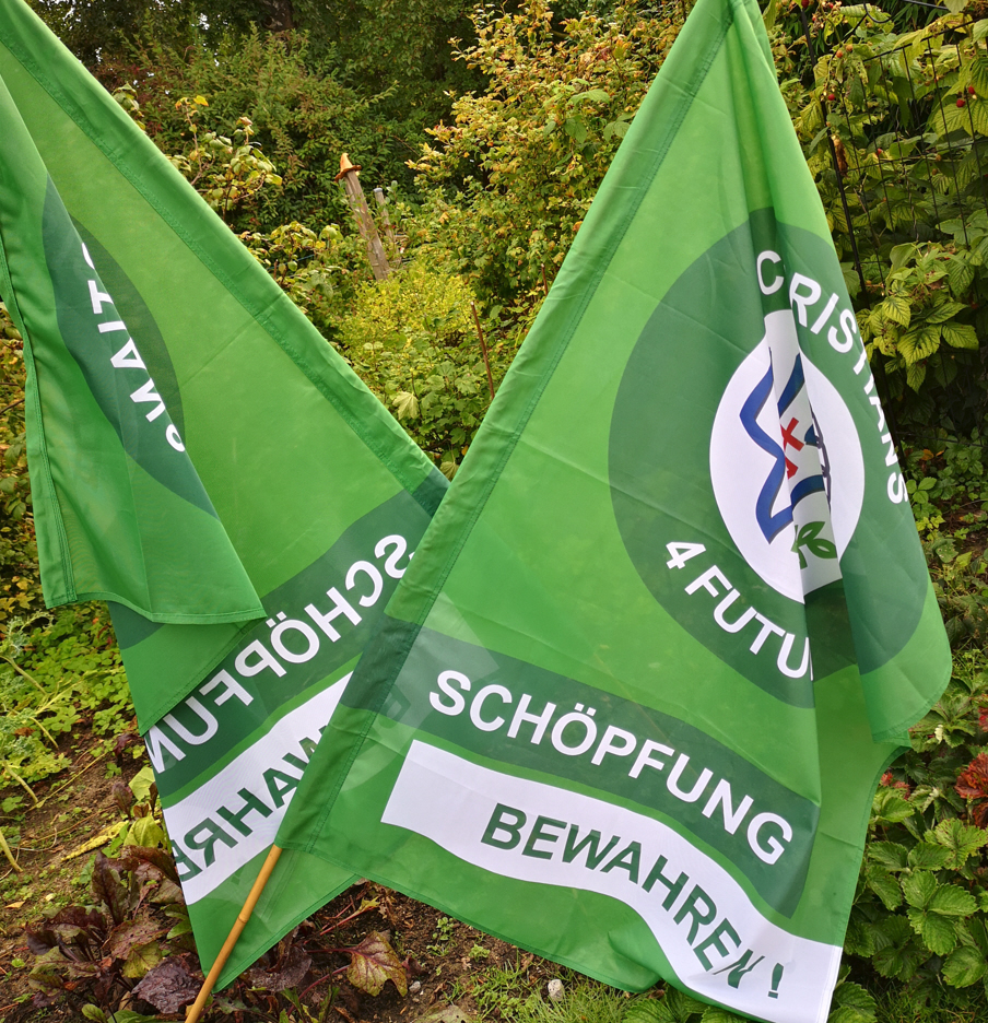 2021-09-22-C4F-Fahnen